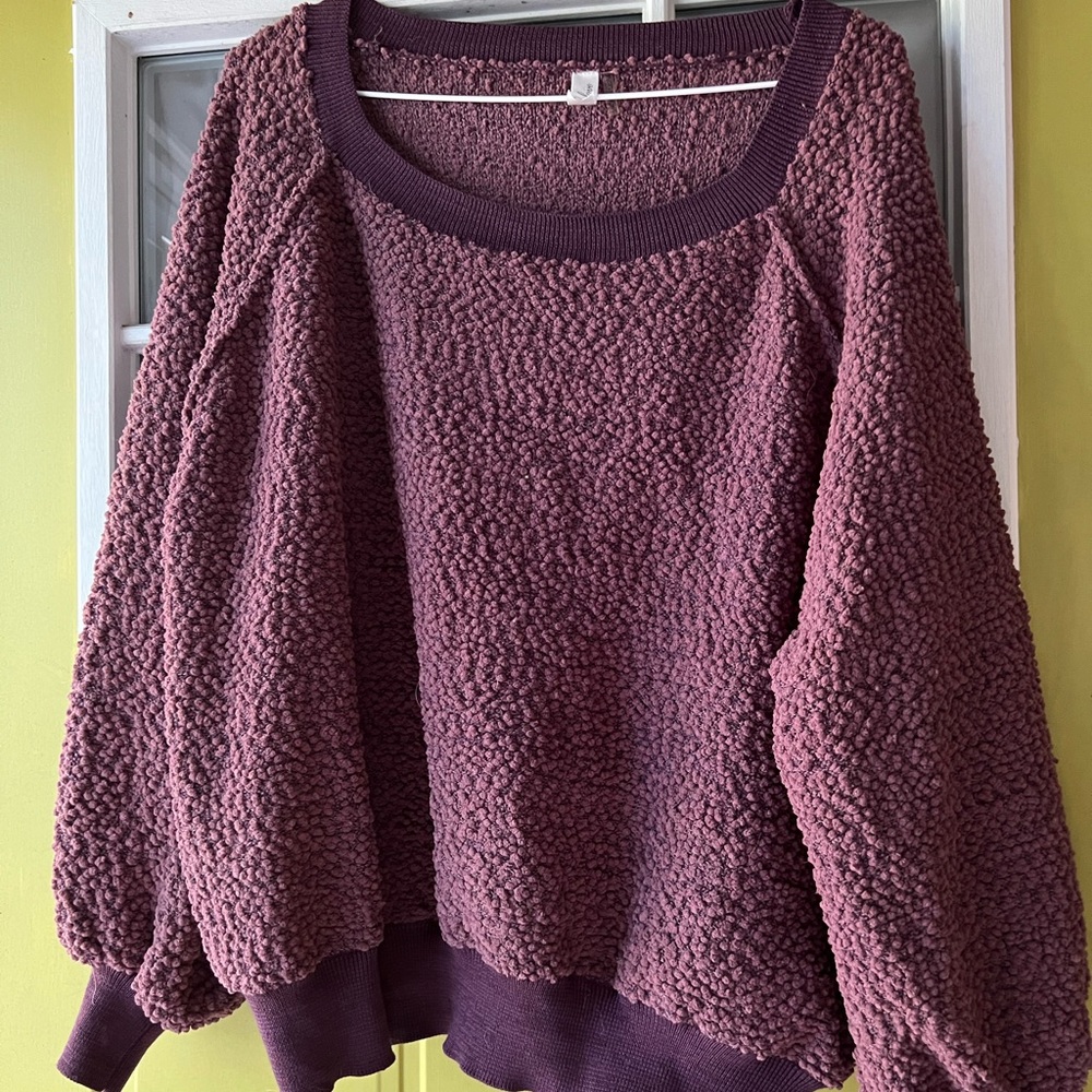 Boutique wide crewneck sweater